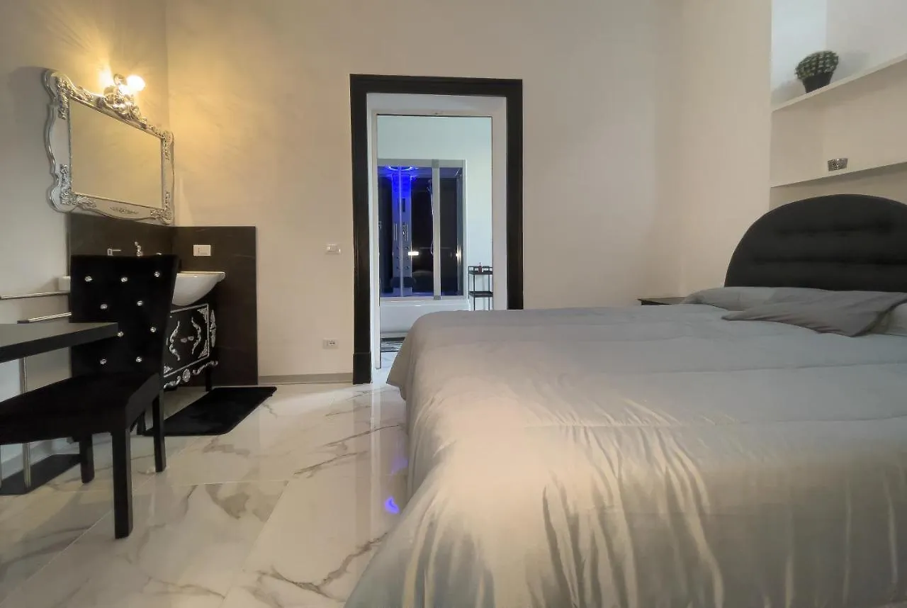 Notte Rosa Suites & Relax 포르노보 디 타로 게스트하우스