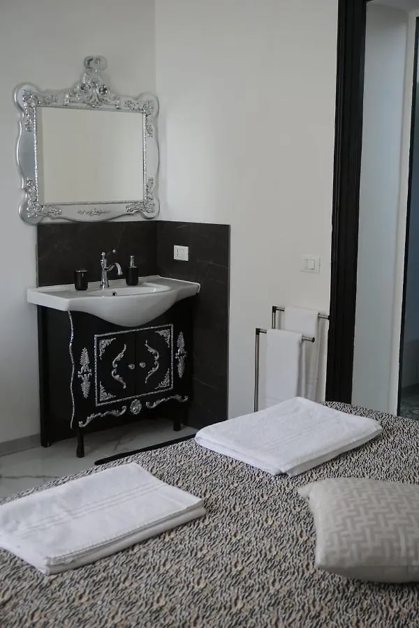 Notte Rosa Suites & Relax 포르노보 디 타로 이탈리아