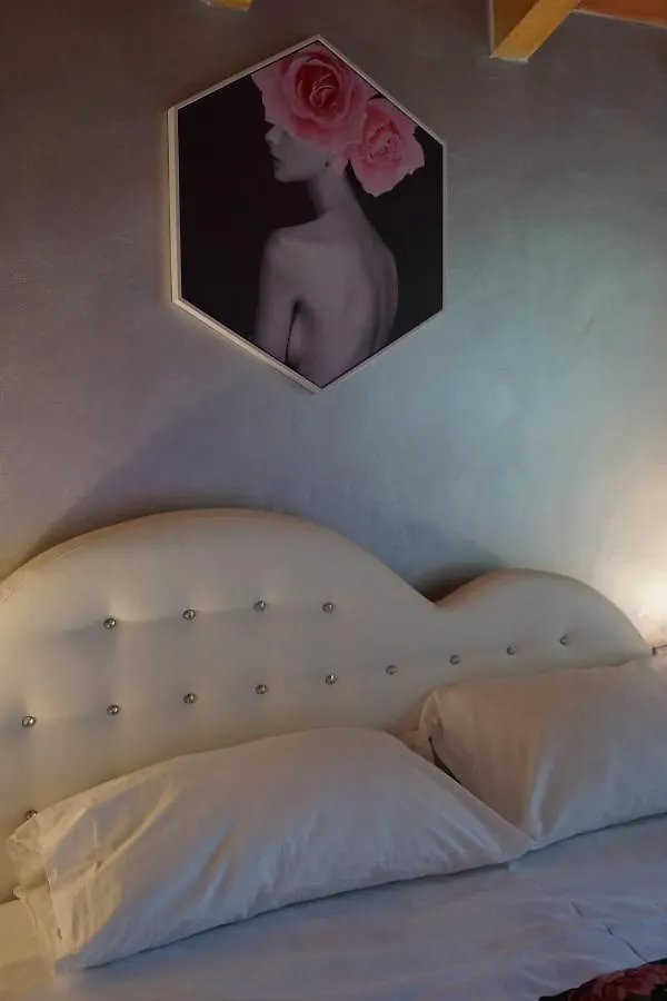 Notte Rosa Suites & Relax 포르노보 디 타로 0*,