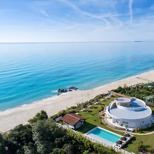 ***** Hotel Escargot Luxury In Italia