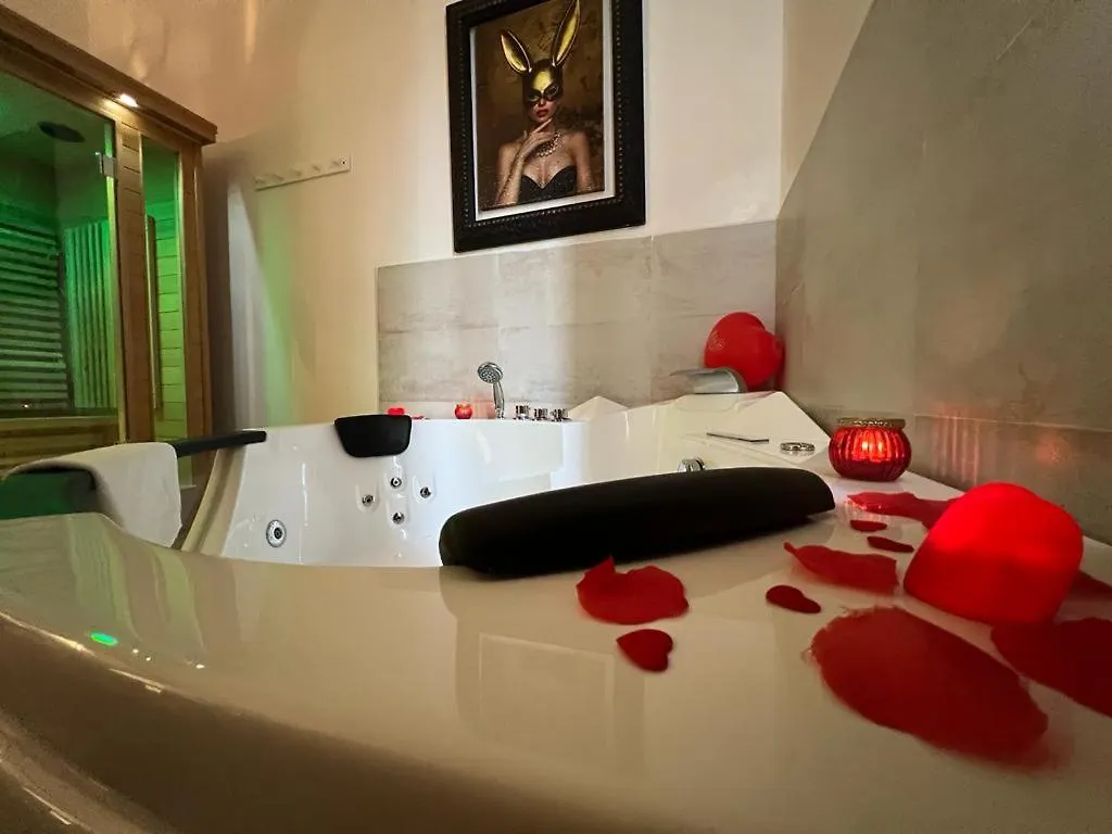 Guest house Notte Rosa Suites & Relax Fornovo di Taro Italy